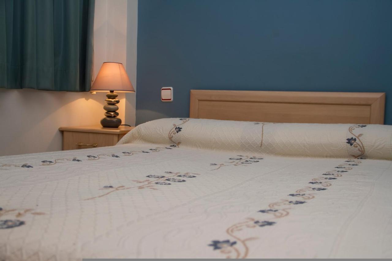 Hostal Concepcion La Mata  Luaran gambar