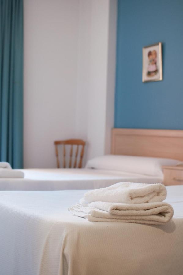 Hostal Concepcion La Mata  Luaran gambar