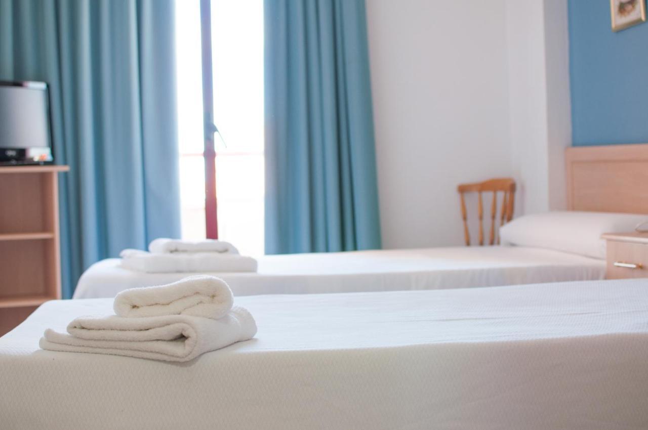 Hostal Concepcion La Mata  Luaran gambar